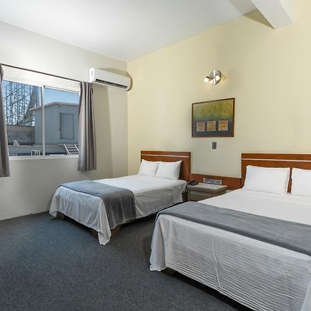 Hotel Plaza Del Arco - Monterrey Ngoại thất bức ảnh