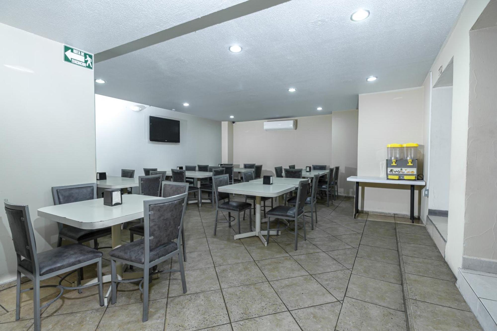Hotel Plaza Del Arco - Monterrey Ngoại thất bức ảnh
